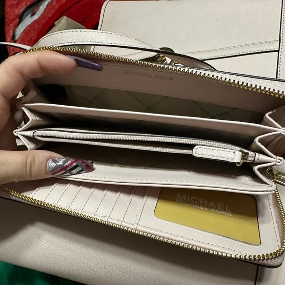 Michael kors purse and wallet